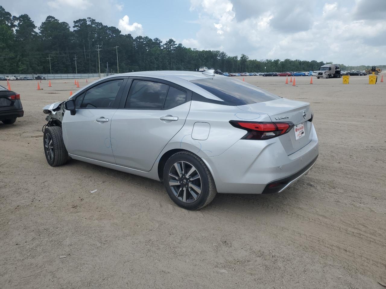 2021 NISSAN VERSA