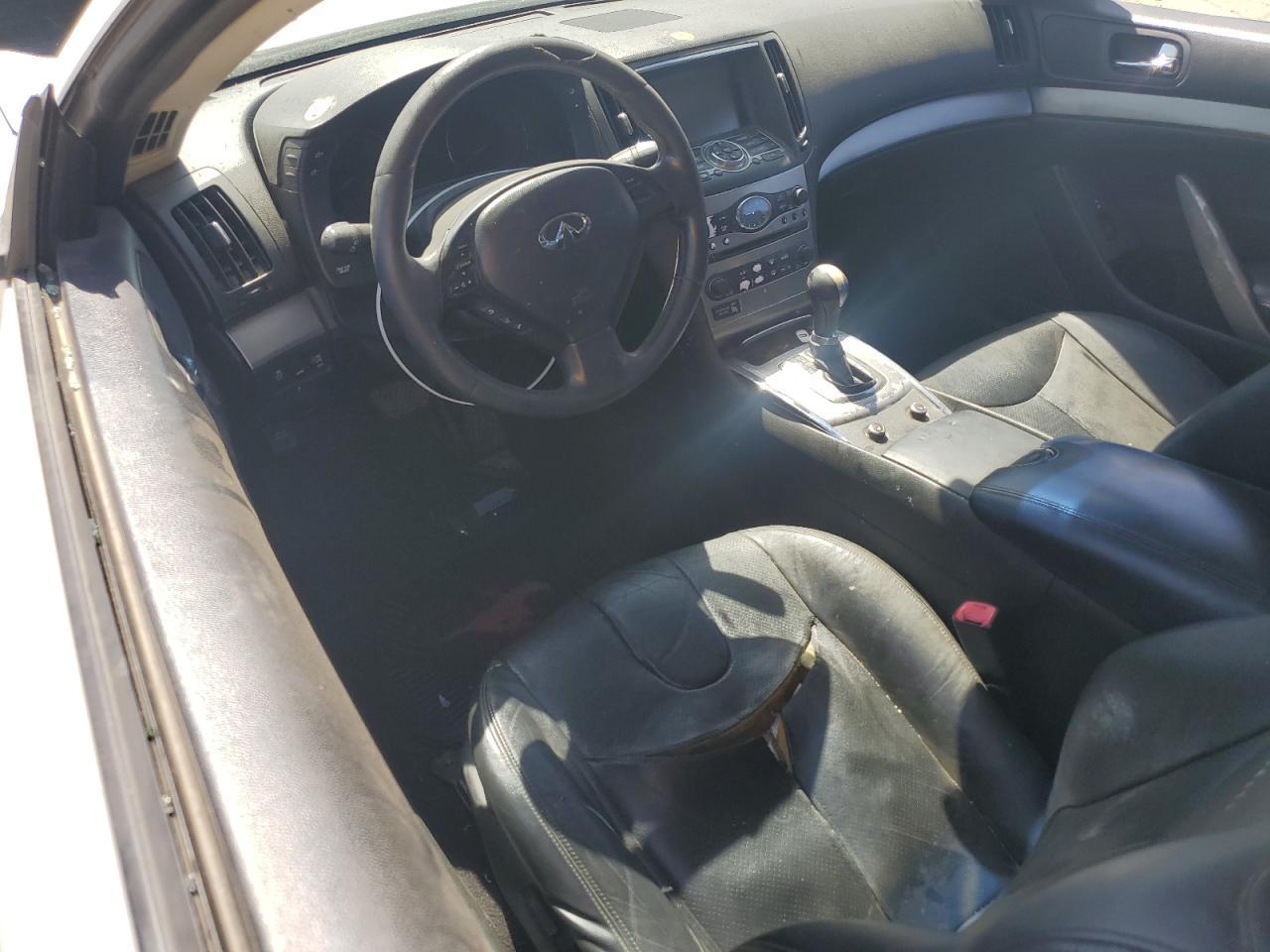 2012 INFINITI G37