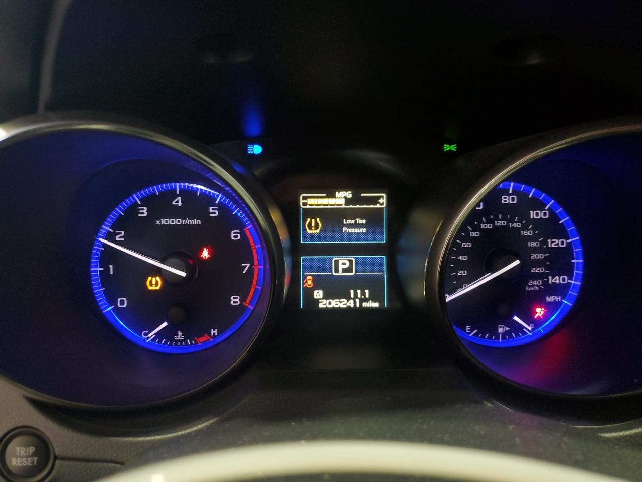 2016 SUBARU Legacy