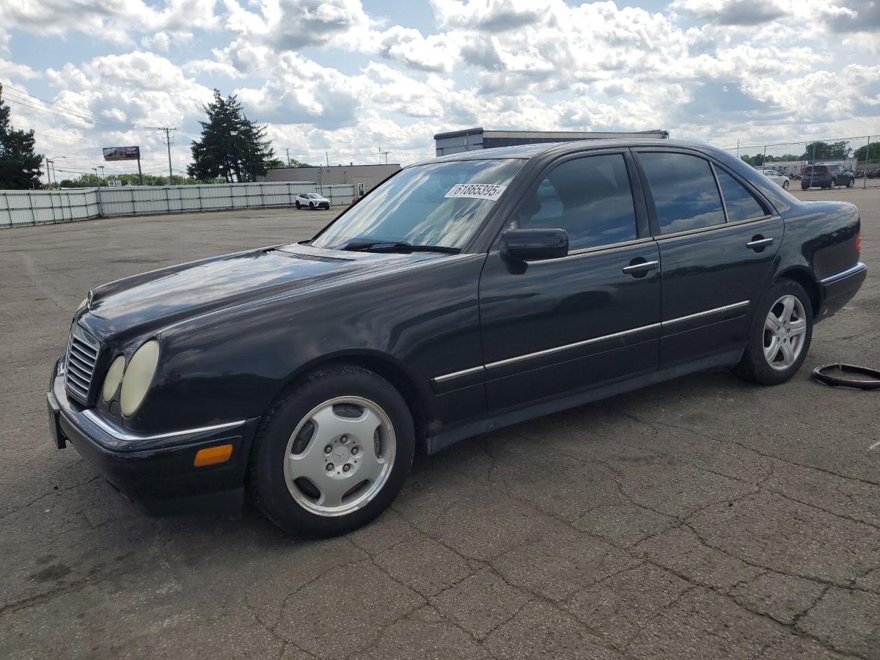 1997 MERCEDES-BENZ E-Class