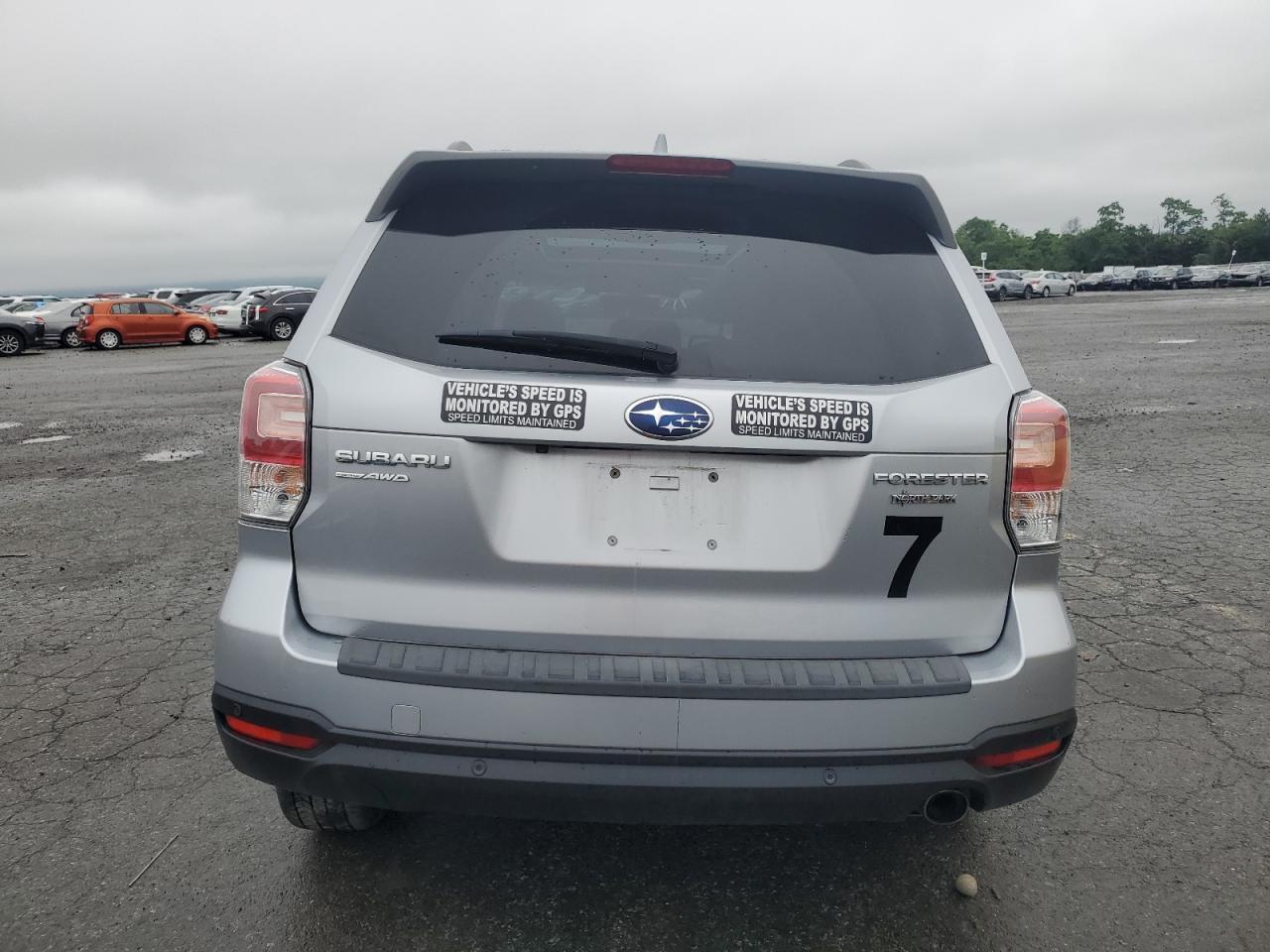 2018 SUBARU FORESTER