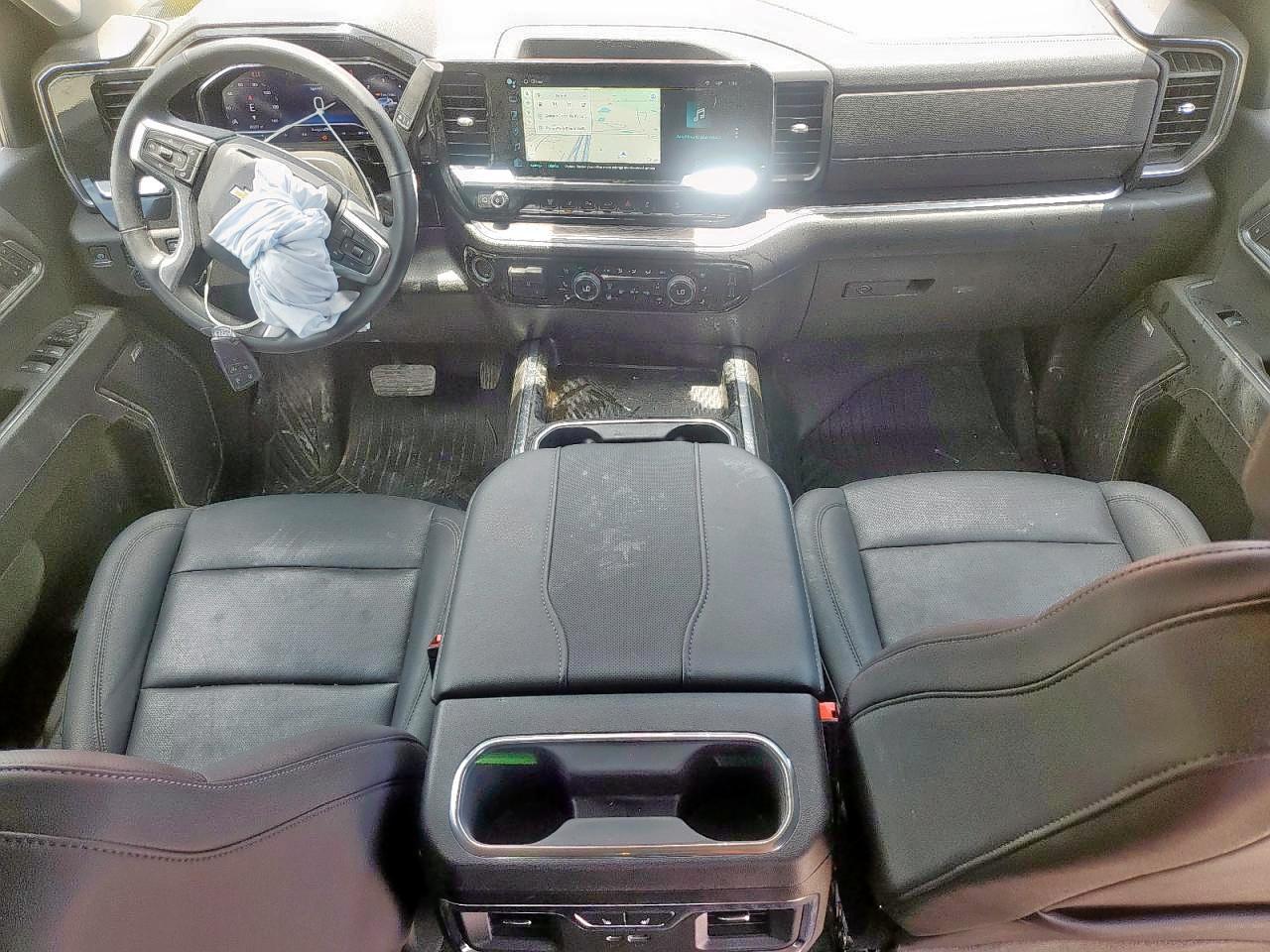2024 CHEVROLET Silverado