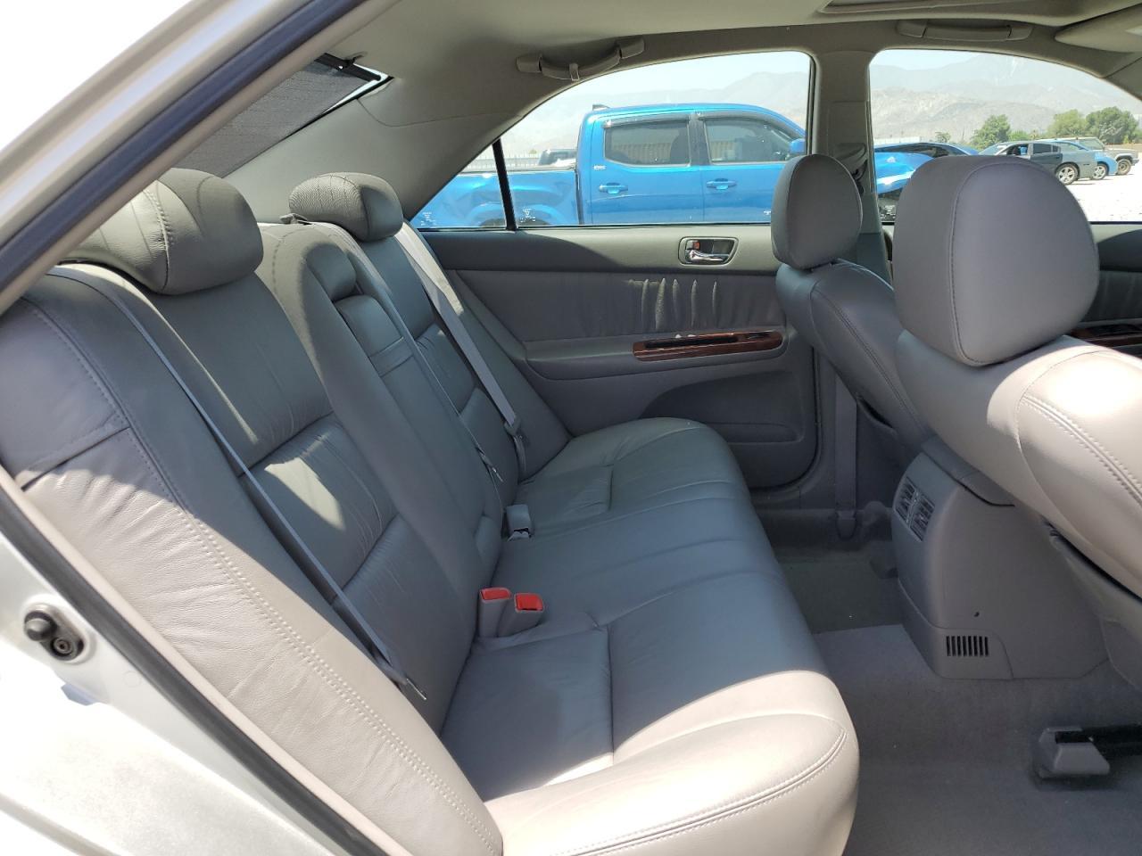 2004 TOYOTA CAMRY
