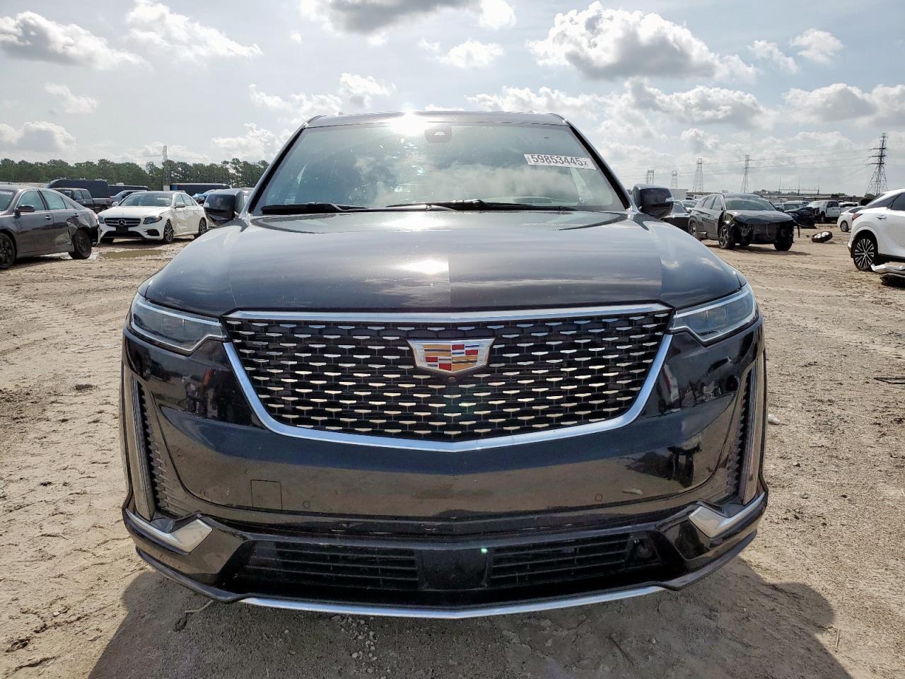 2025 CADILLAC XT6