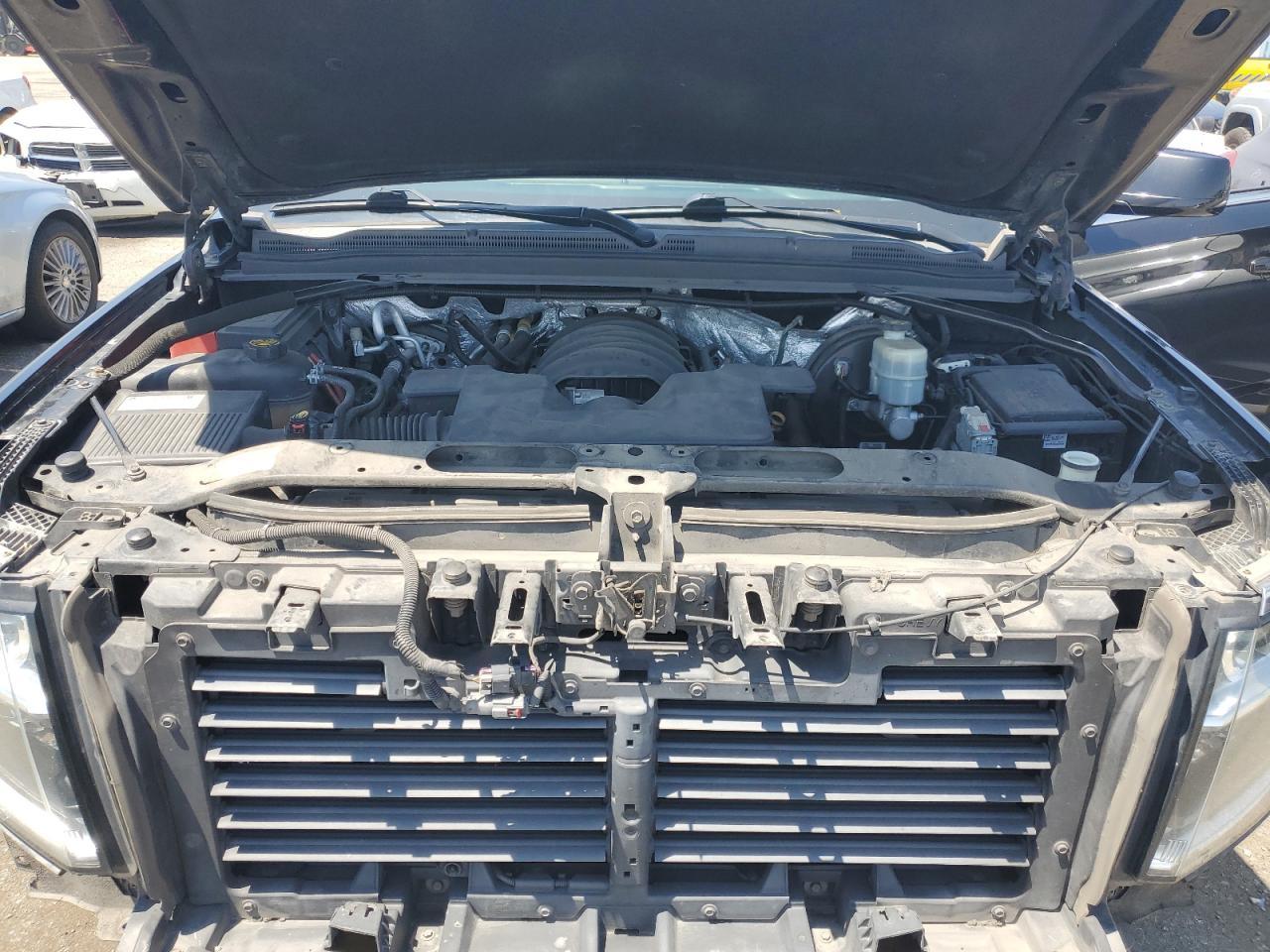 2018 CHEVROLET Suburban