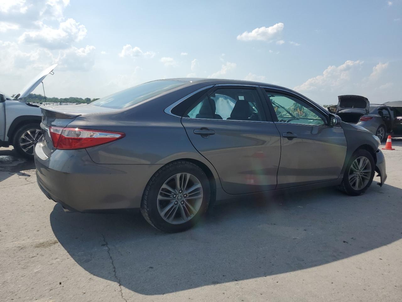 2015 TOYOTA CAMRY