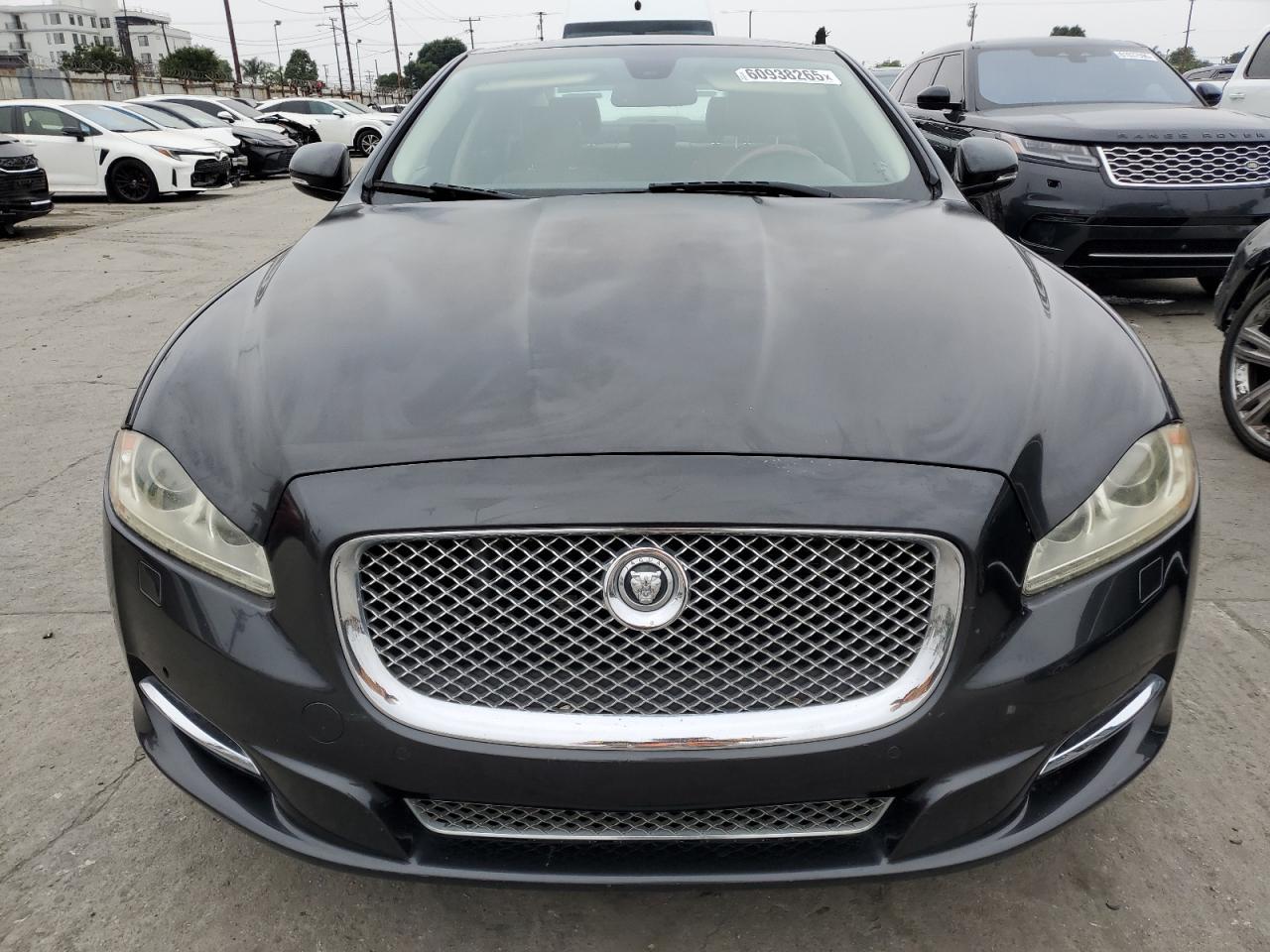 2011 JAGUAR Xj-Series