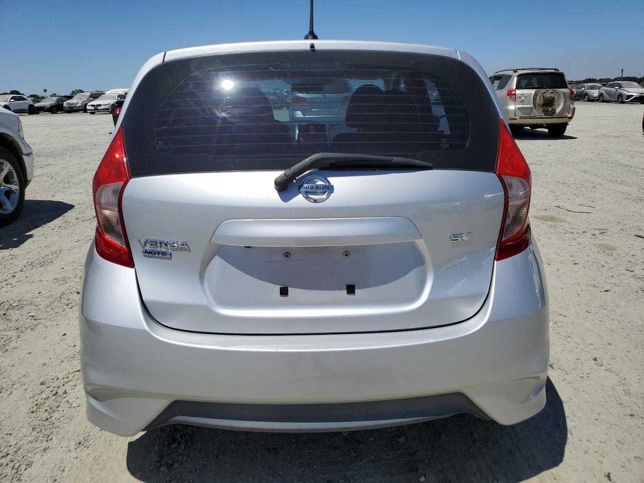 2017 NISSAN VERSA