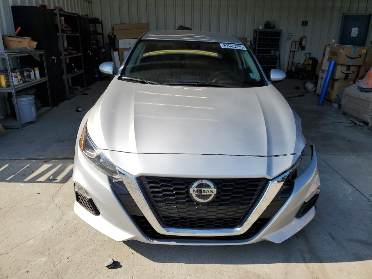 2021 NISSAN ALTIMA