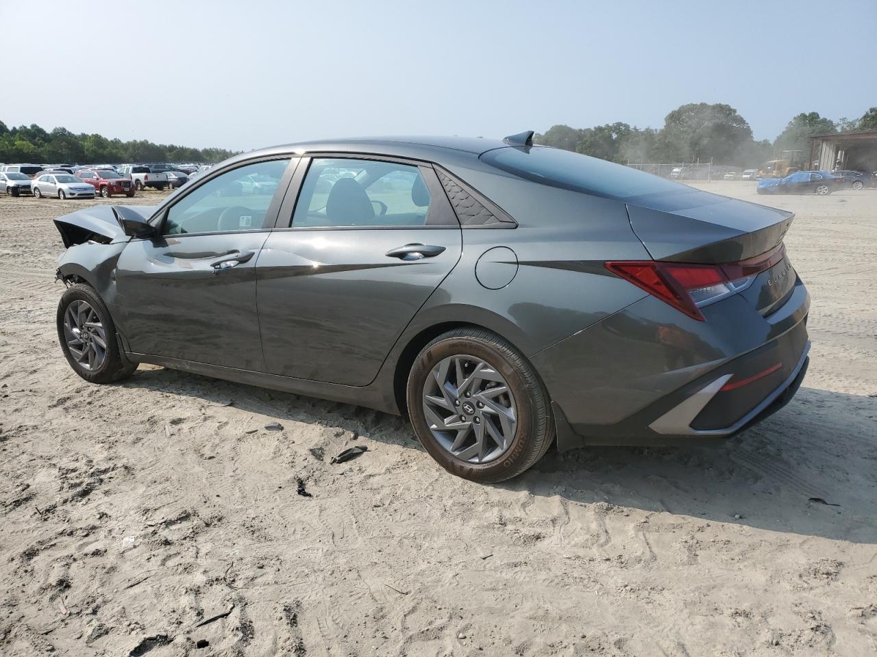 2024 HYUNDAI ELANTRA