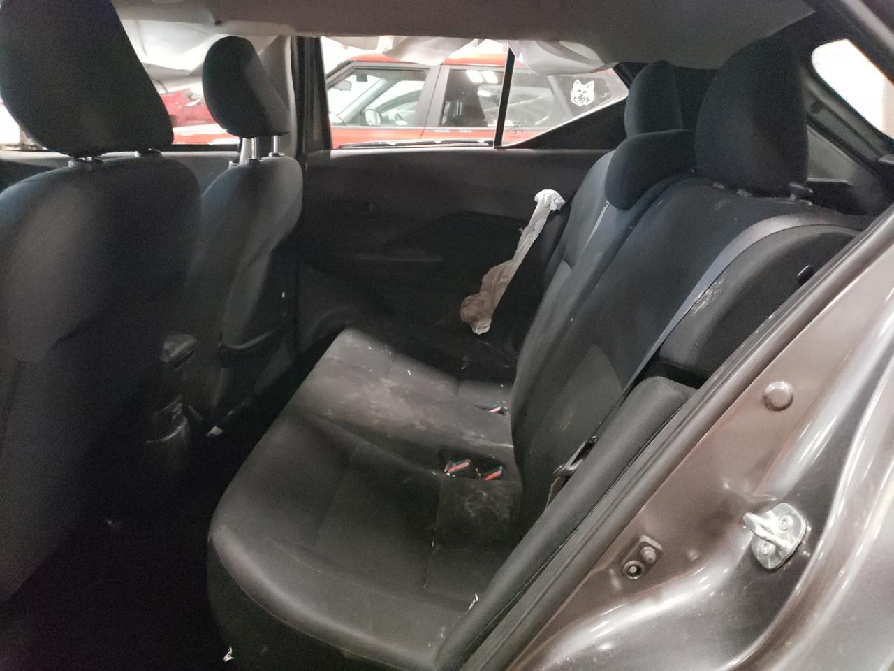 2024 NISSAN KICKS