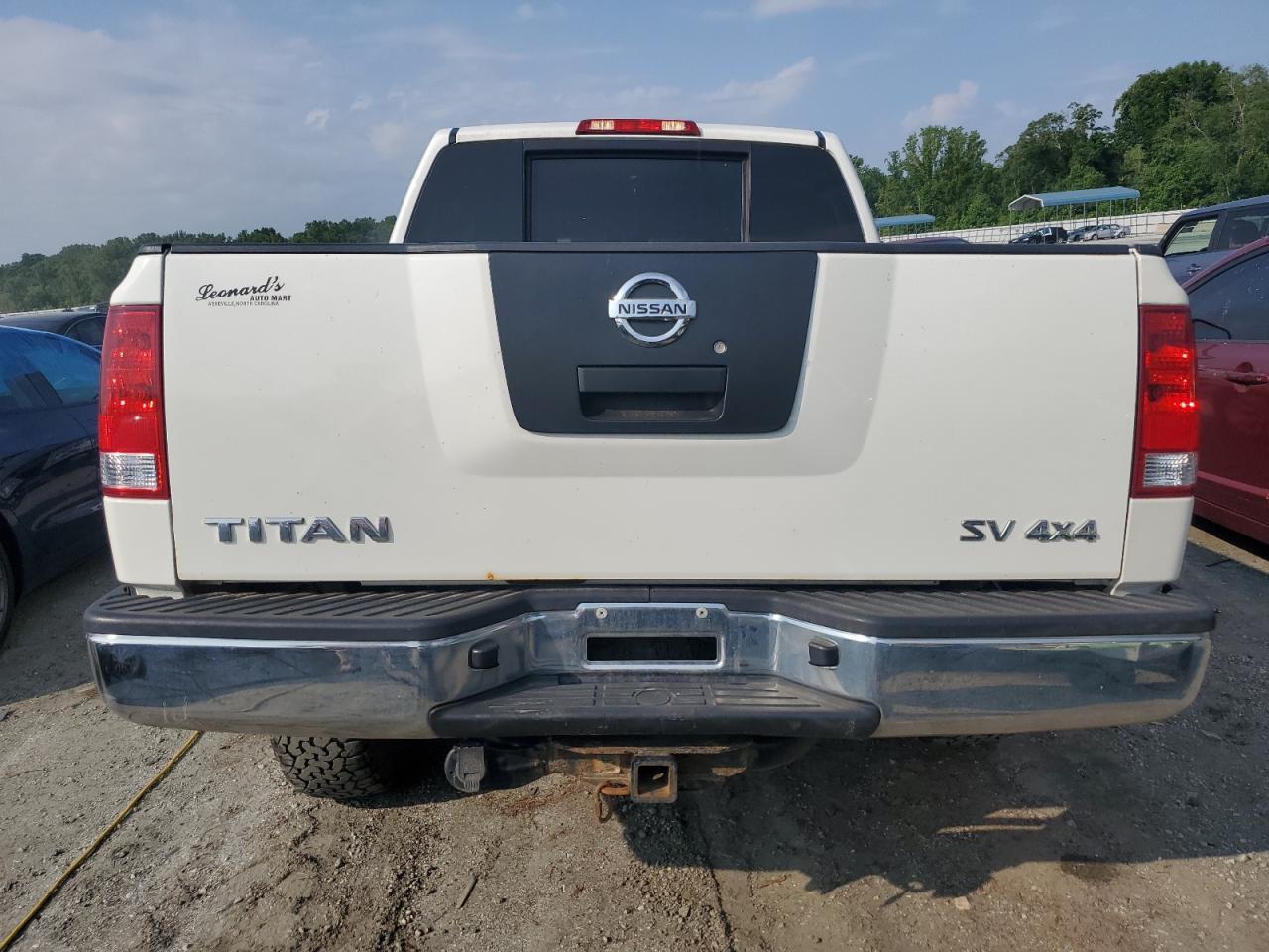 2012 NISSAN Titan