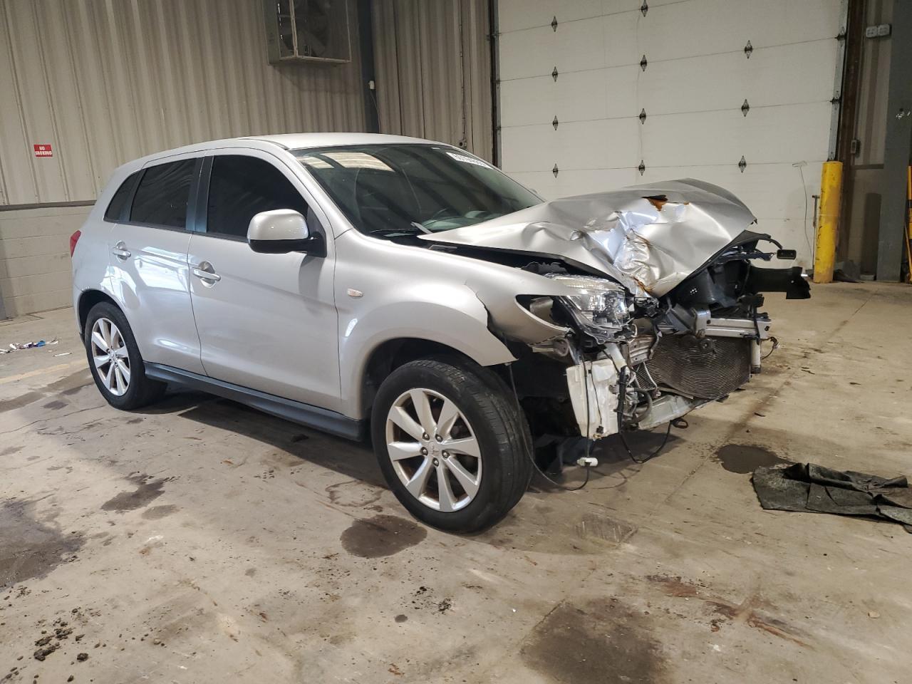 2015 MITSUBISHI outlander