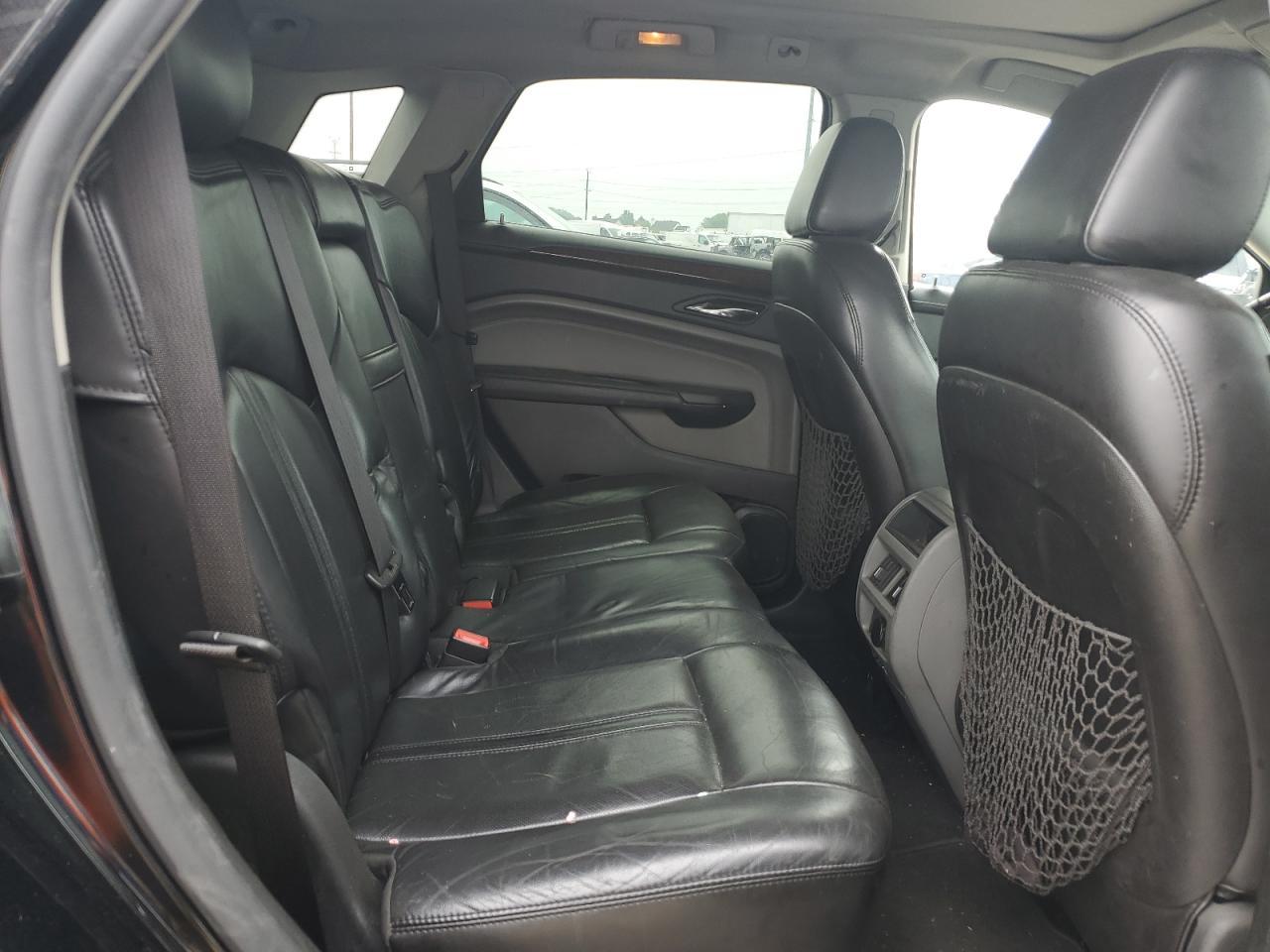 2010 CADILLAC SRX