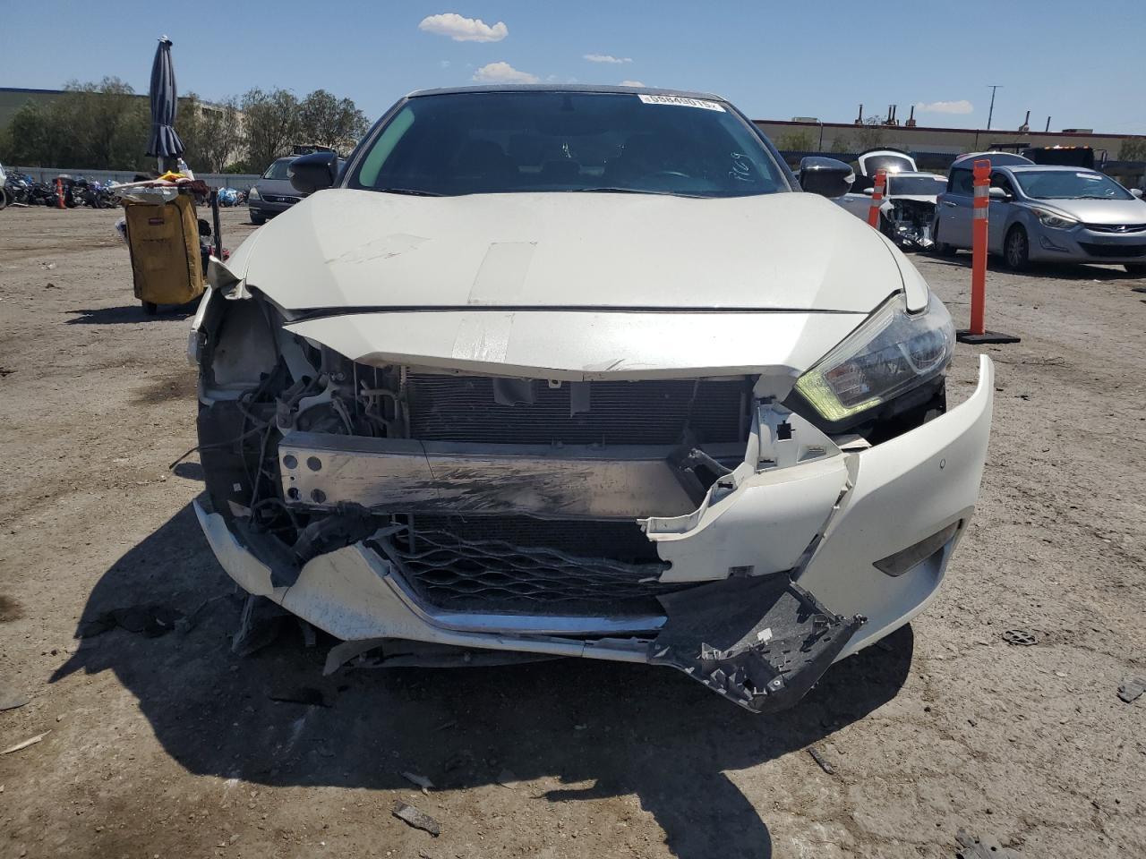 2017 NISSAN Maxima