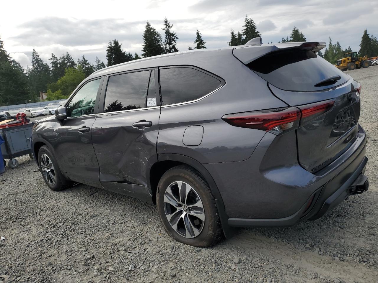 2024 TOYOTA HIGHLANDER
