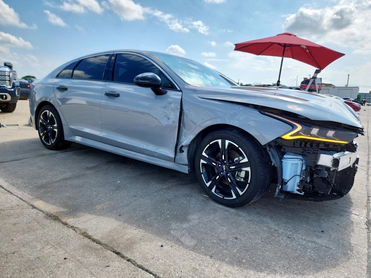 2022 KIA K5