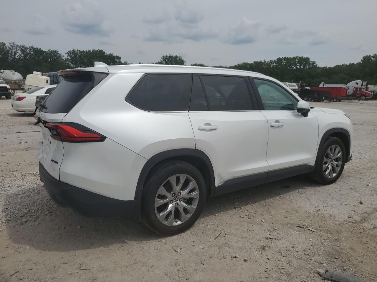 2024 TOYOTA HIGHLANDER