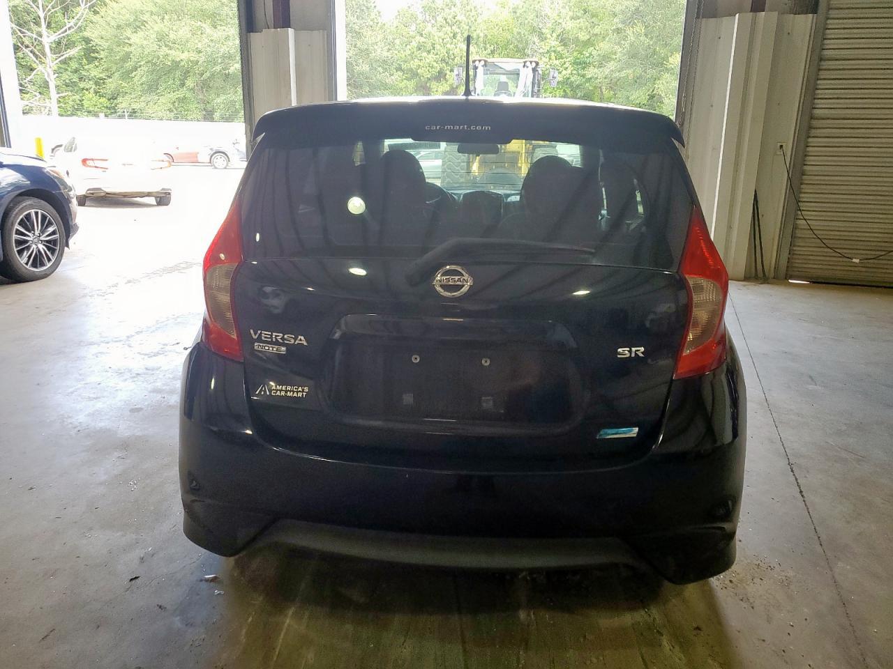 2015 NISSAN VERSA