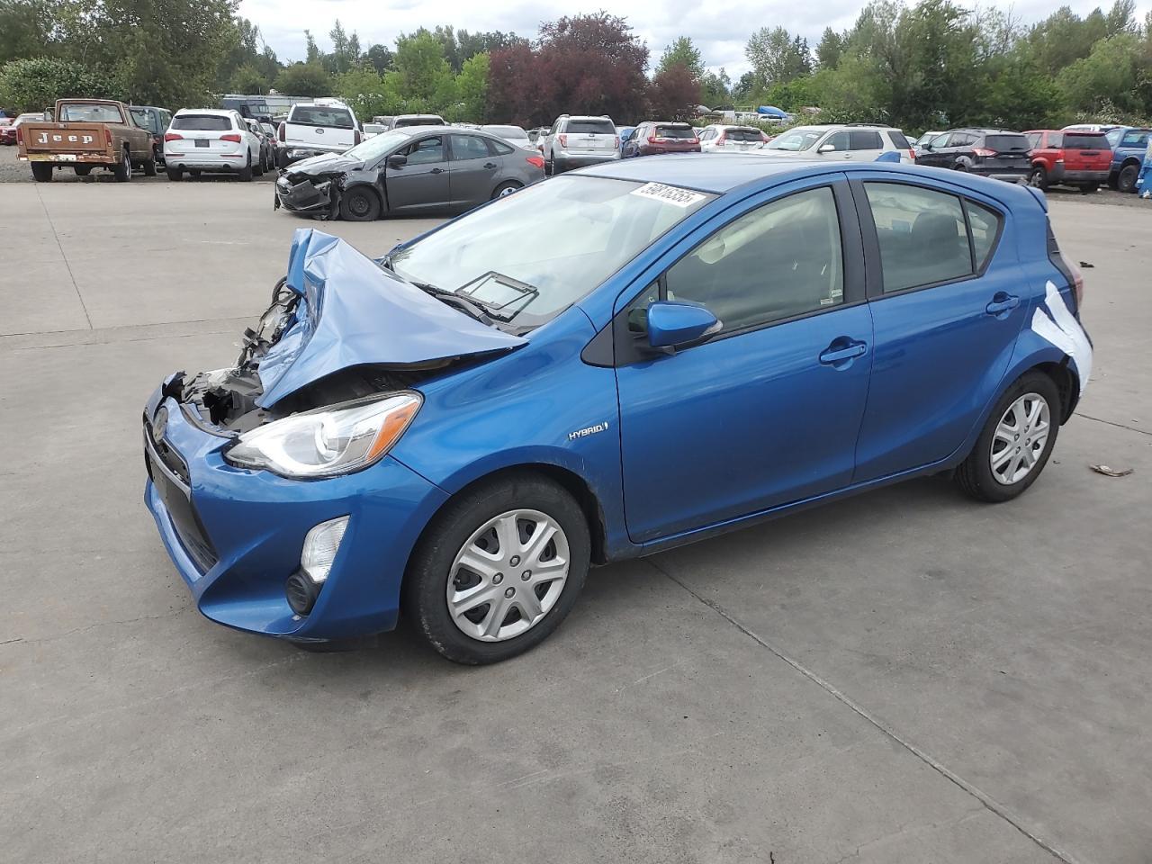 2015 TOYOTA Prius c