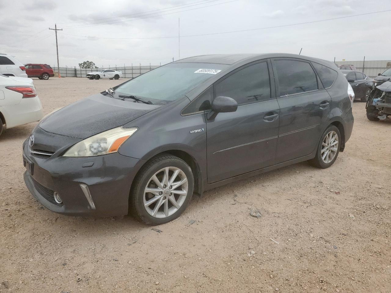 2013 TOYOTA PRIUS V