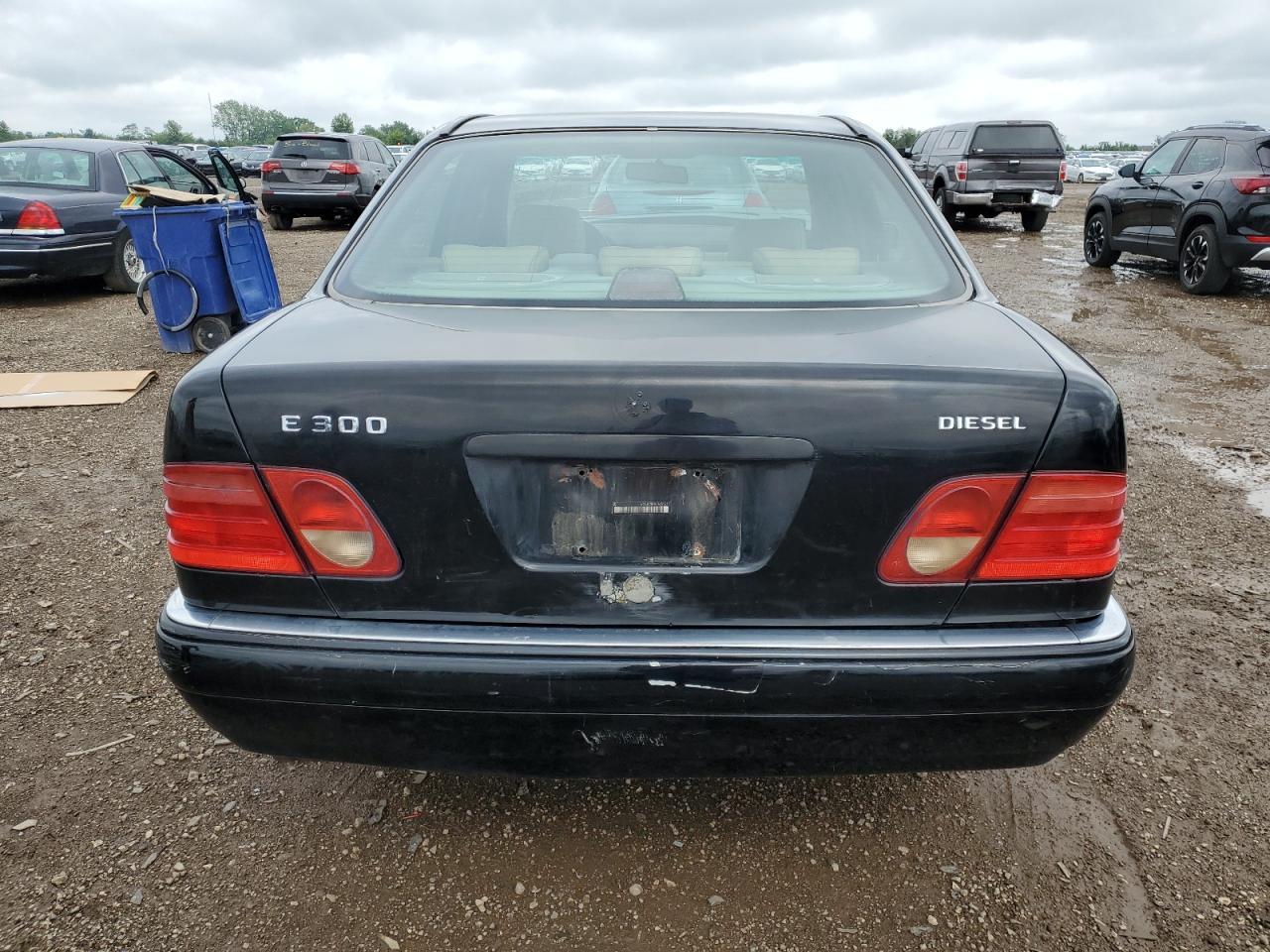 1997 MERCEDES-BENZ E-Class
