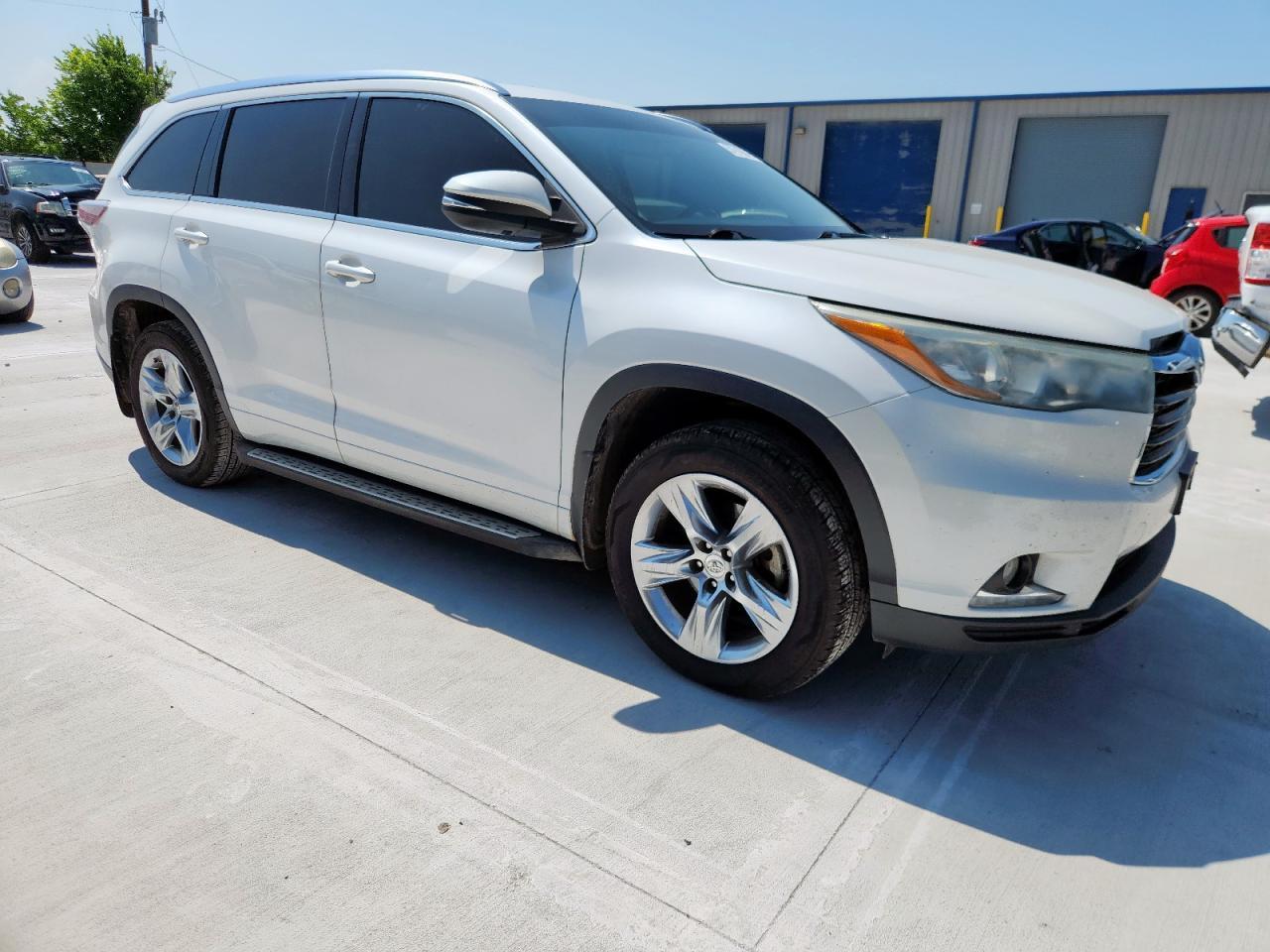 2015 TOYOTA HIGHLANDER