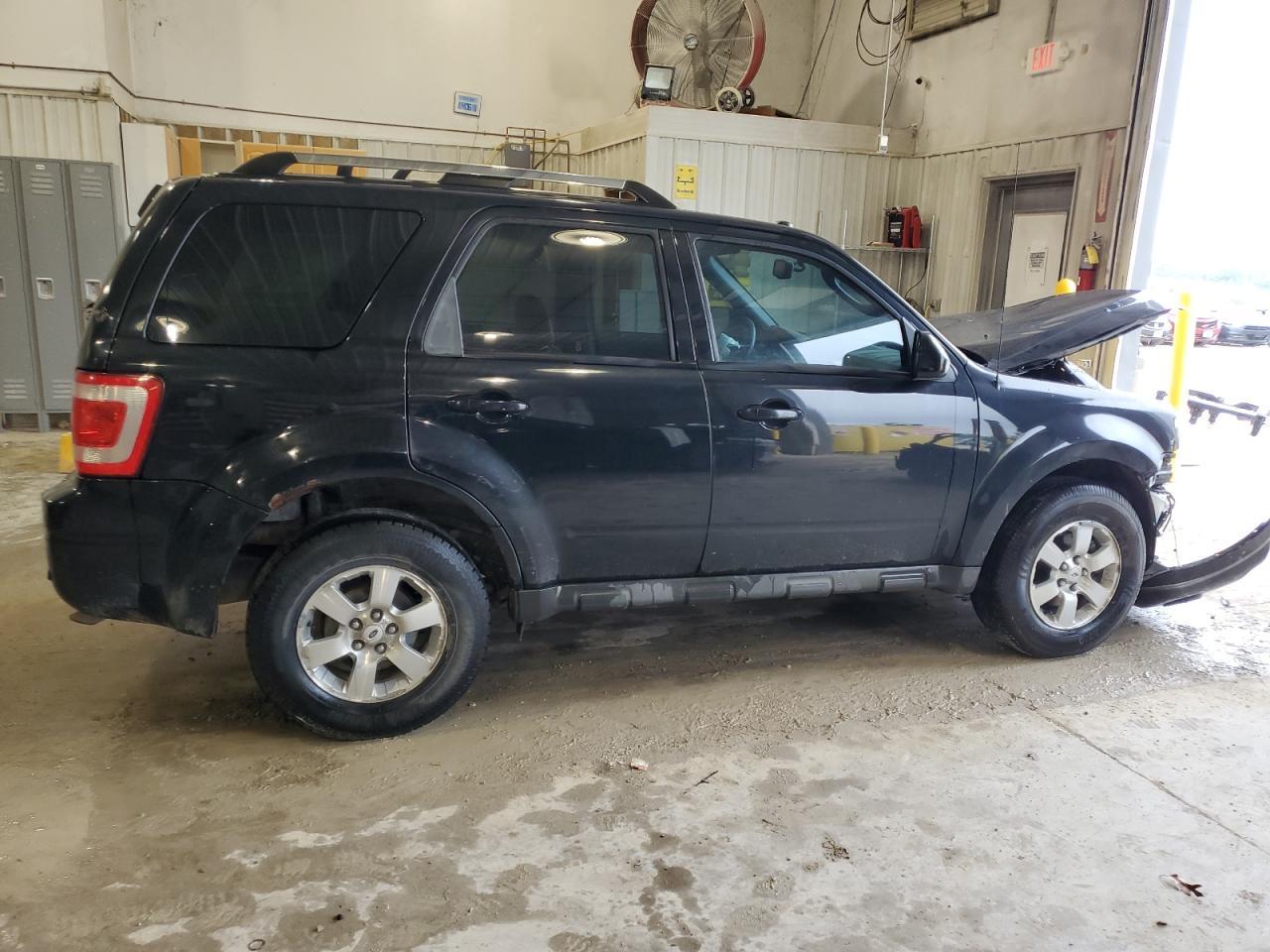 2010 FORD ESCAPE