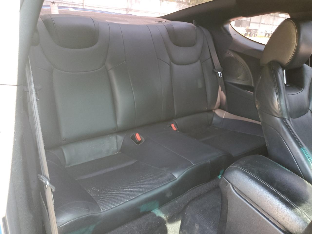 2010 HYUNDAI GENESIS