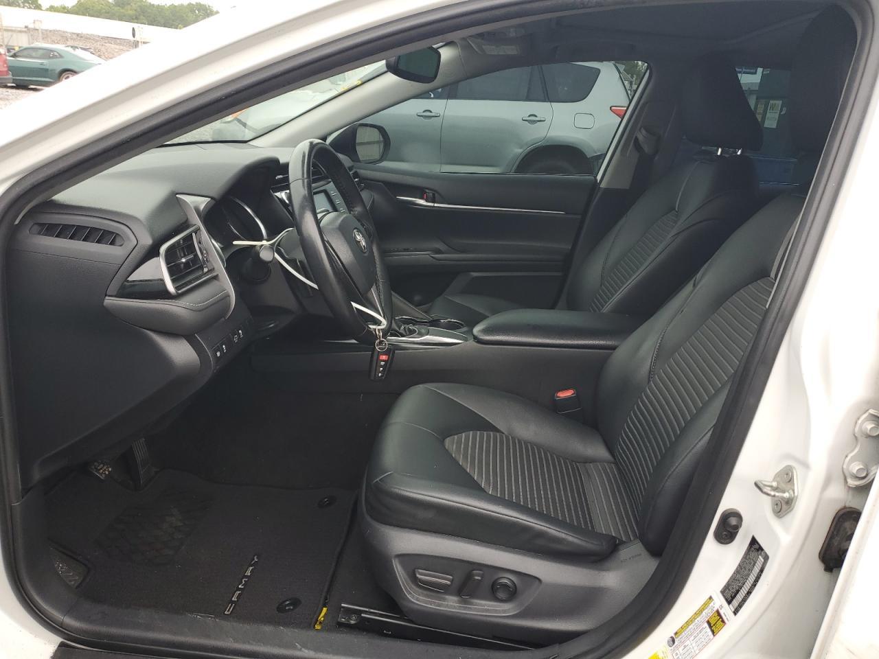 2019 TOYOTA CAMRY