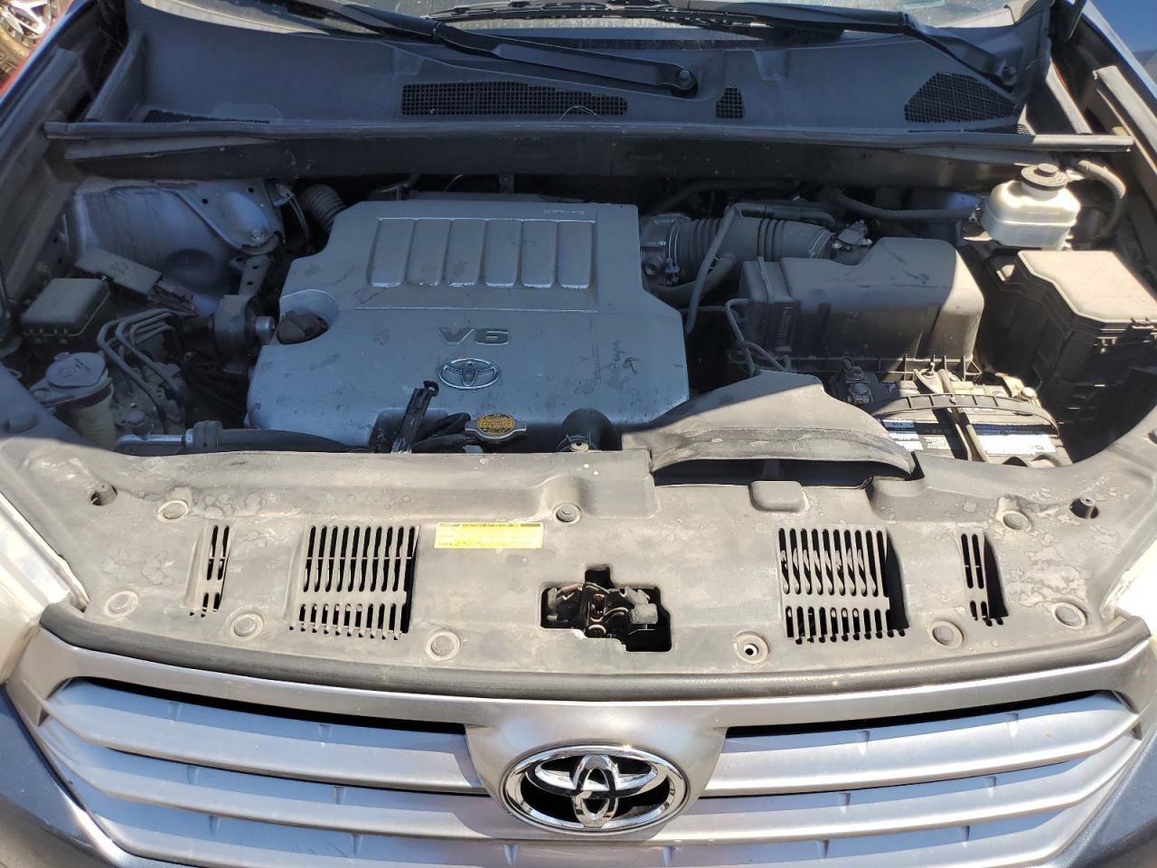 2013 TOYOTA HIGHLANDER
