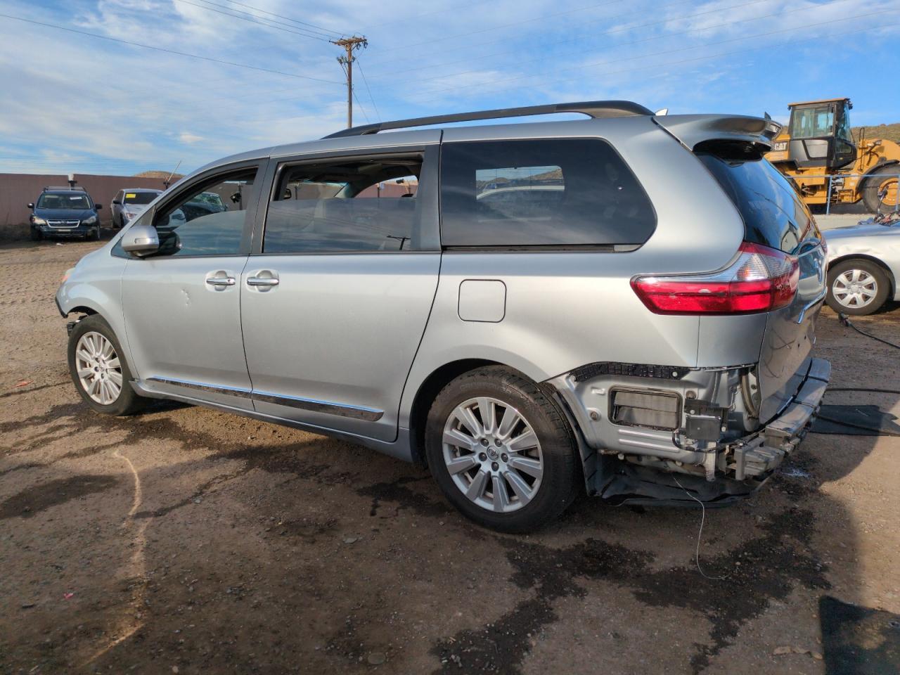 2017 TOYOTA SIENNA