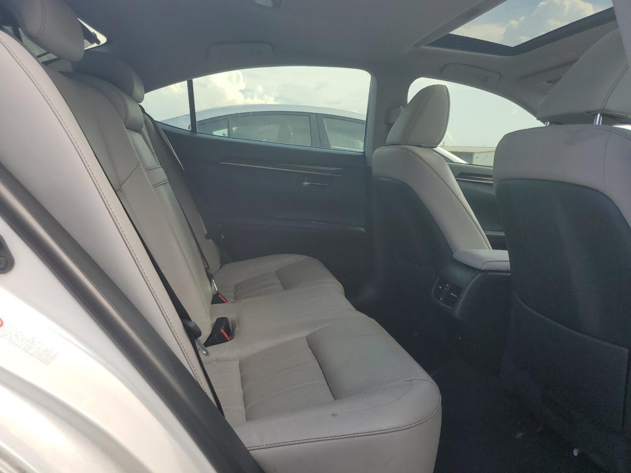 2017 LEXUS ES 350