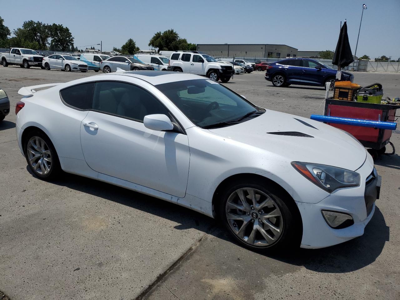 2014 HYUNDAI GENESIS