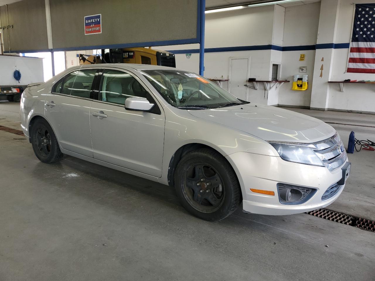 2010 FORD FUSION