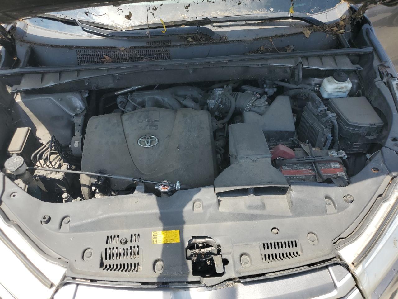 2018 TOYOTA HIGHLANDER