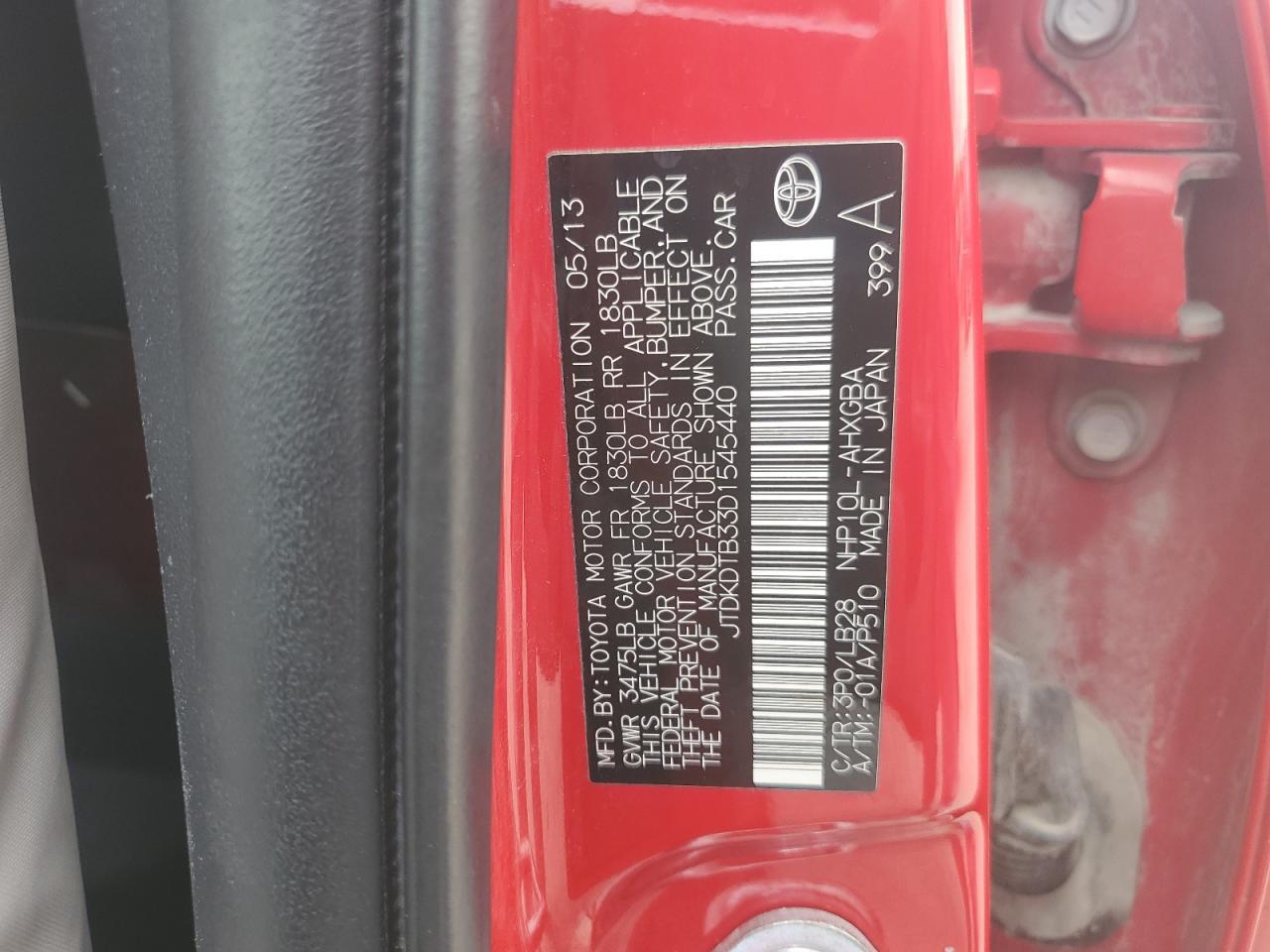 2013 TOYOTA Prius c