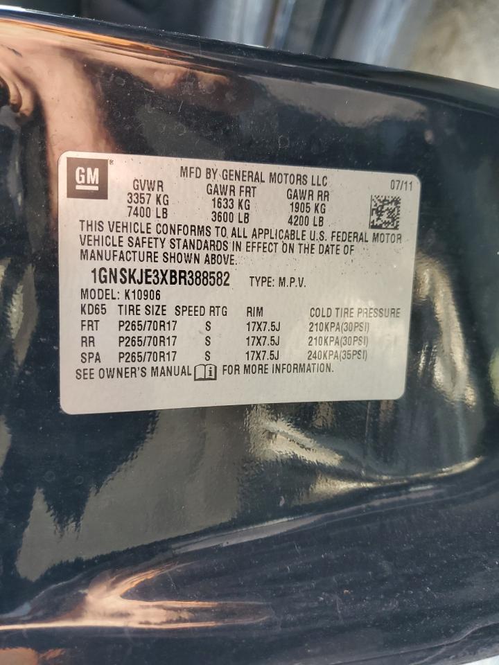 2011 CHEVROLET Suburban