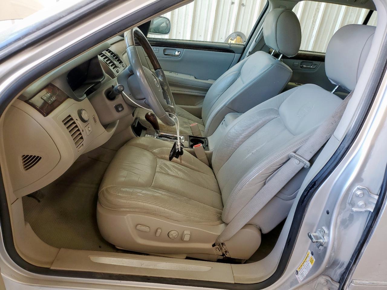 2011 CADILLAC DTS