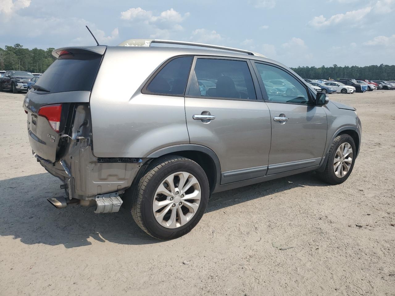 2014 KIA SORENTO