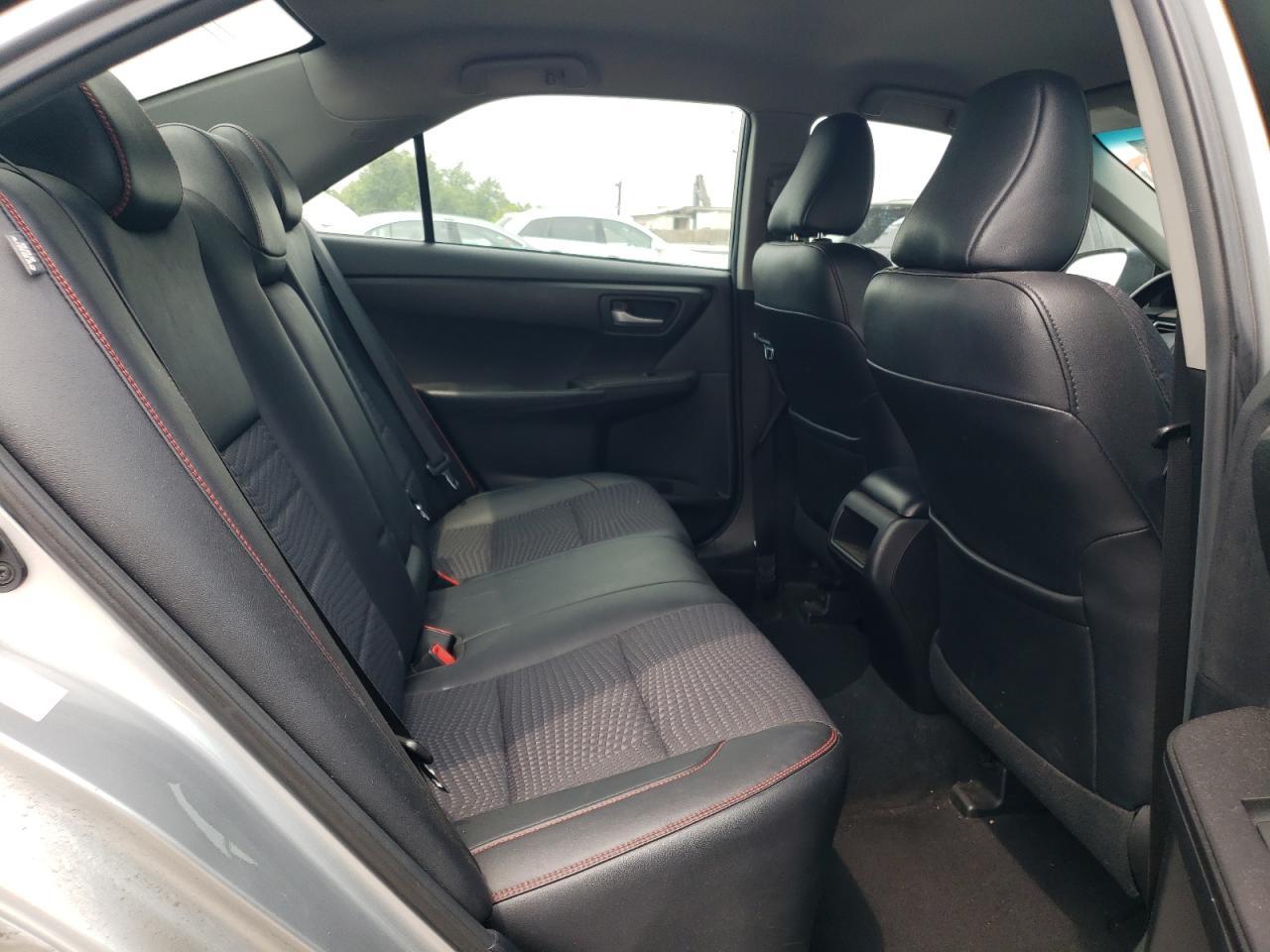 2015 TOYOTA CAMRY
