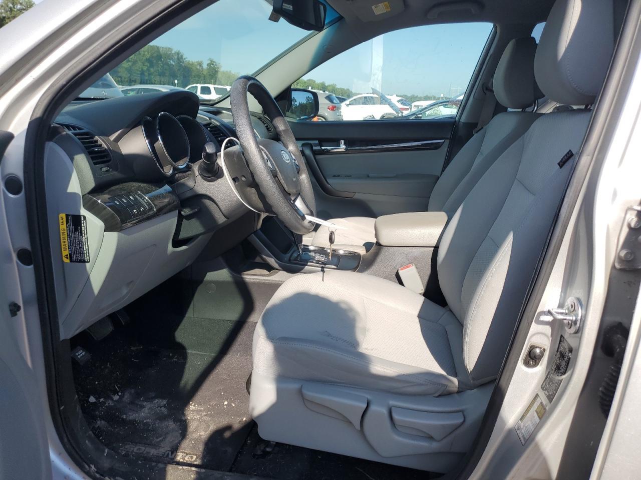 2011 KIA SORENTO