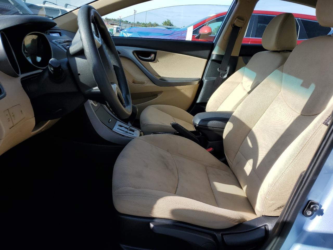 2012 HYUNDAI ELANTRA