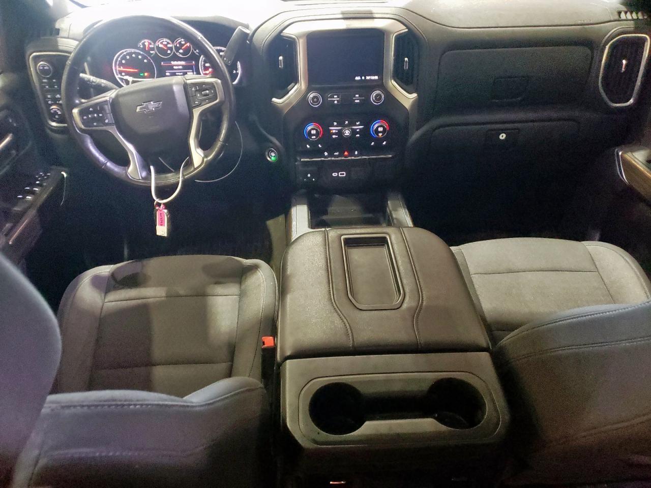 2021 CHEVROLET Silverado