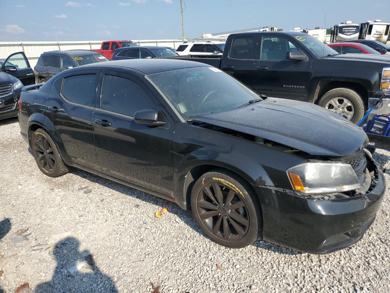 2013 DODGE Avenger