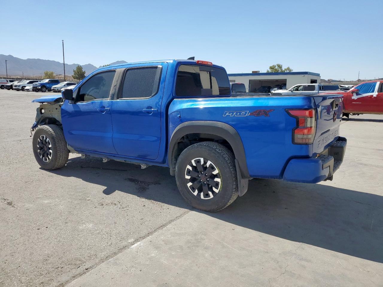 2024 NISSAN Frontier