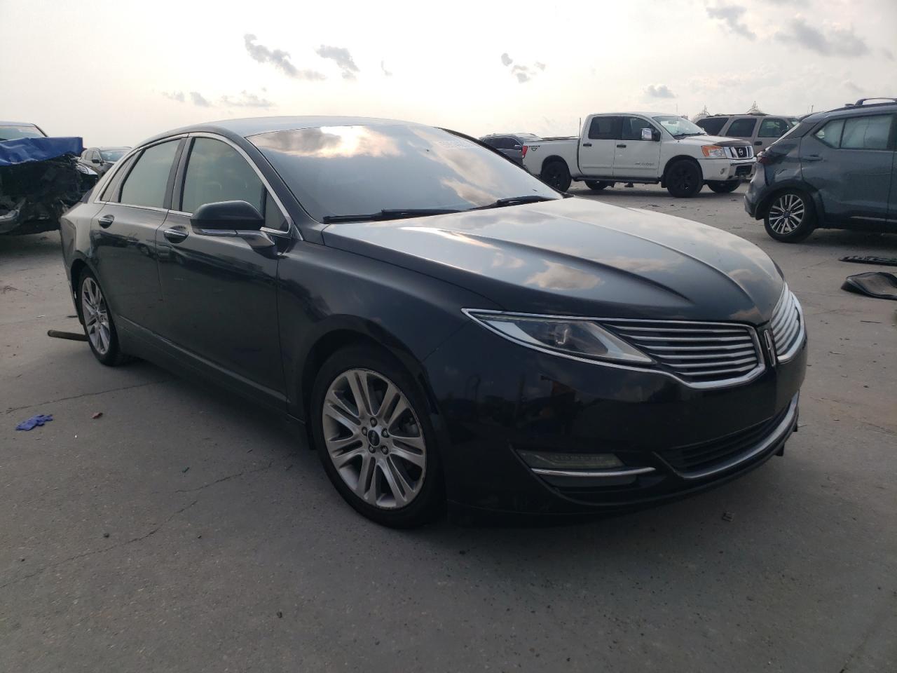 2013 LINCOLN MKZ