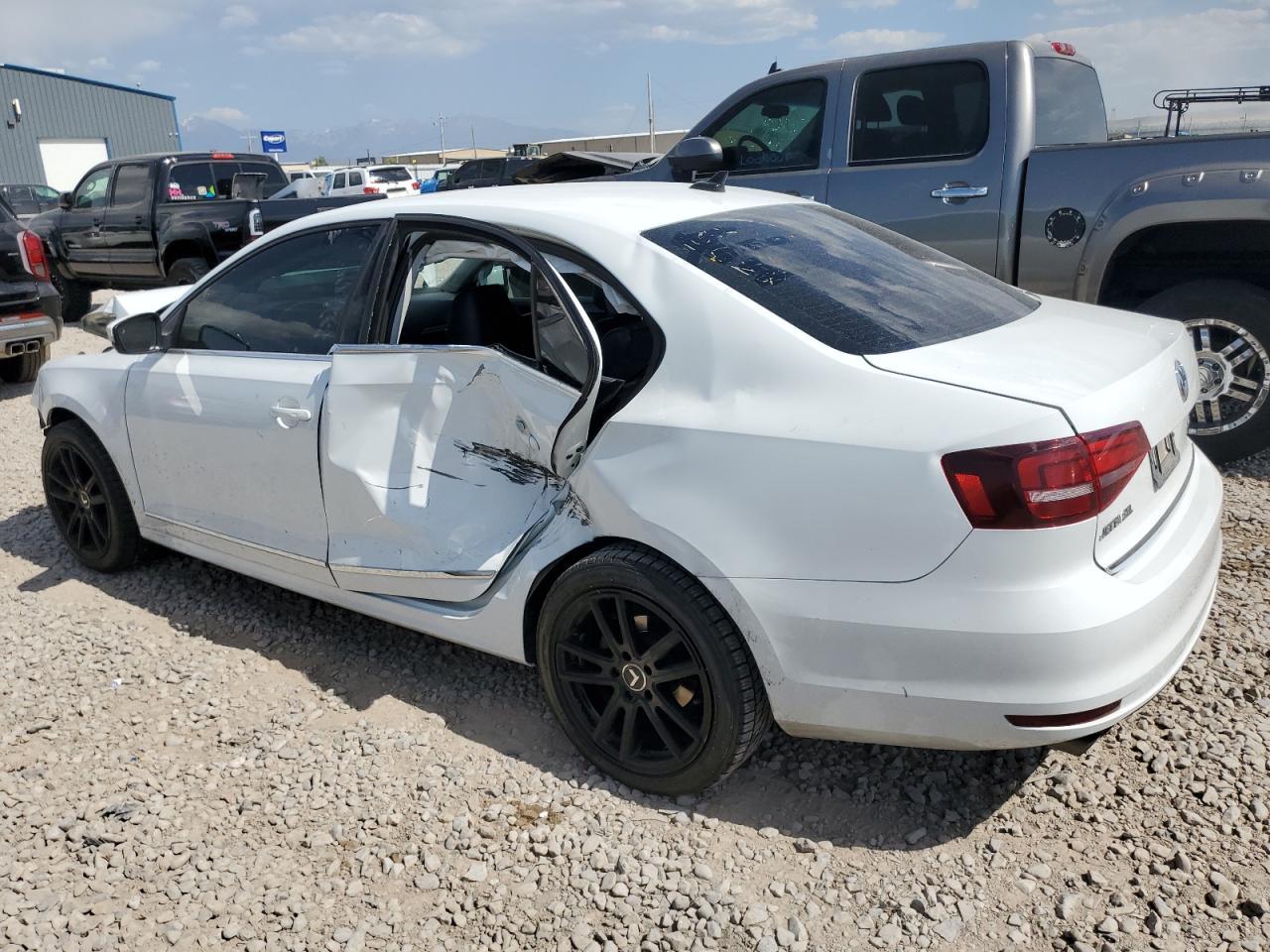 2017 VOLKSWAGEN JETTA