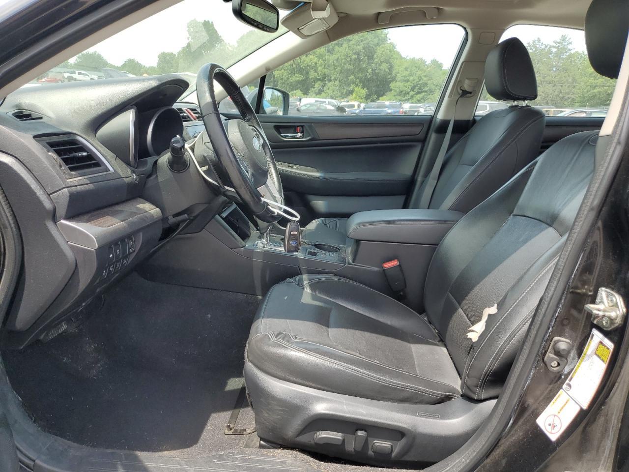 2016 SUBARU Legacy