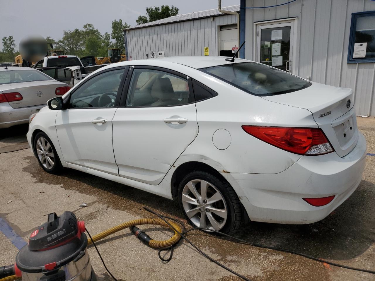 2012 HYUNDAI ACCENT